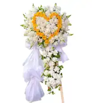 Kệ Hoa Viếng Hiện Đại Trái Tim - Mã: I-084 - Giá: 2.100.000đ