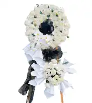 Kệ Hoa Đám Tang Sang Trọng Cúc Lan Hồ Điệp - Mã: I-100 - Giá: 1.900.000đ